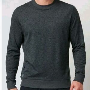 Vuori Men's Crewneck Sweater. EUC. Sz Sm. Moisture Wicking. Stylish Athleisure